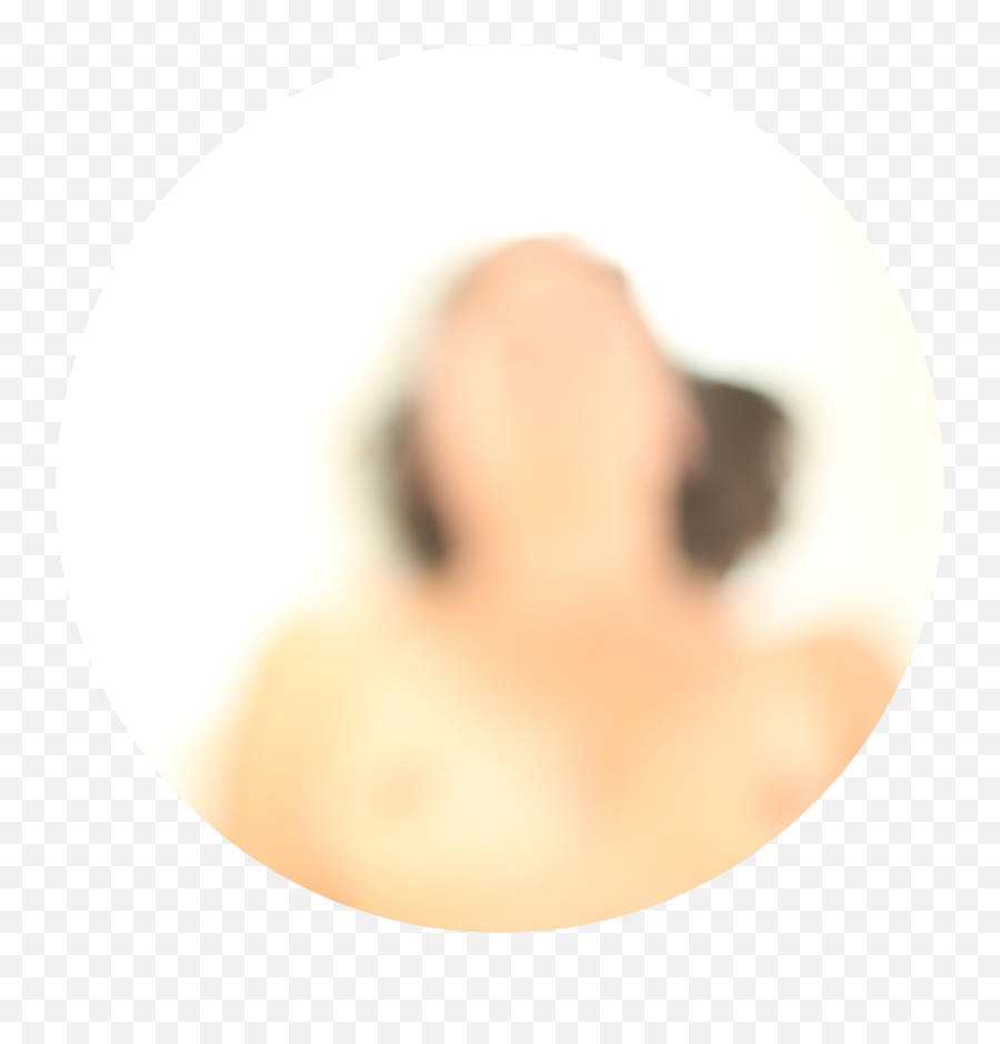 Allure Of Garnet With Mozinah The Seer - Circle Emoji,Entrance Ovary Emotion