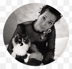 Behind A Great Artist There Is Always A Big Cat Marianna - Cat Emoji,Cat Tail Emotions