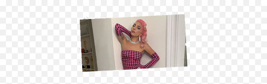 Lady Gaga Just Dyed Her Hair Bubblegum - Tartan Emoji,Lady Gaga At Emotion Resolution