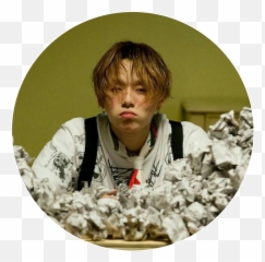 Kpop Icons Sad Ezu Photo Mobile - E Dawn En Shine Emoji,
