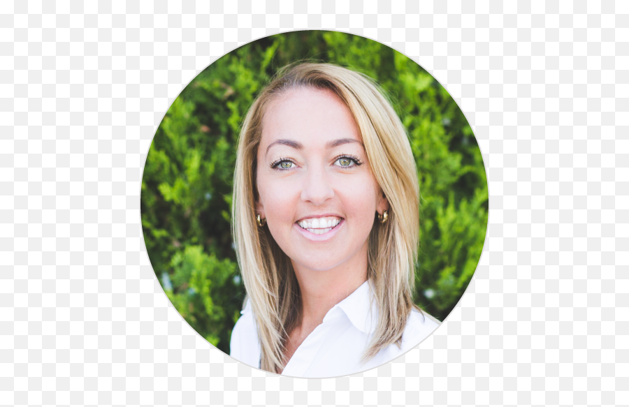 Molly Ashcroft Cadc - Executive Director Innovo Detox Emoji,Emotion Whitener